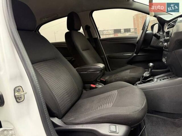 Белый Пежо 301, объемом двигателя 1.2 л и пробегом 151 тыс. км за 6490 $, фото 10 на Automoto.ua