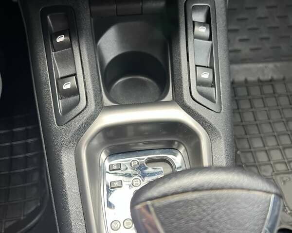 Білий Пежо 301, об'ємом двигуна 1.59 л та пробігом 92 тис. км за 8900 $, фото 20 на Automoto.ua