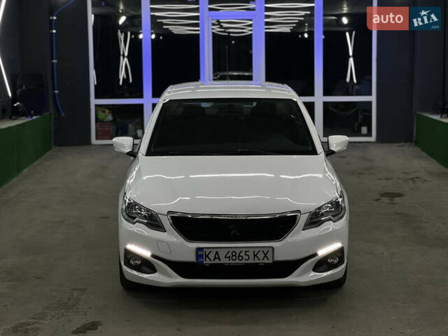 Белый Пежо 301, объемом двигателя 1.2 л и пробегом 173 тыс. км за 5700 $, фото 1 на Automoto.ua