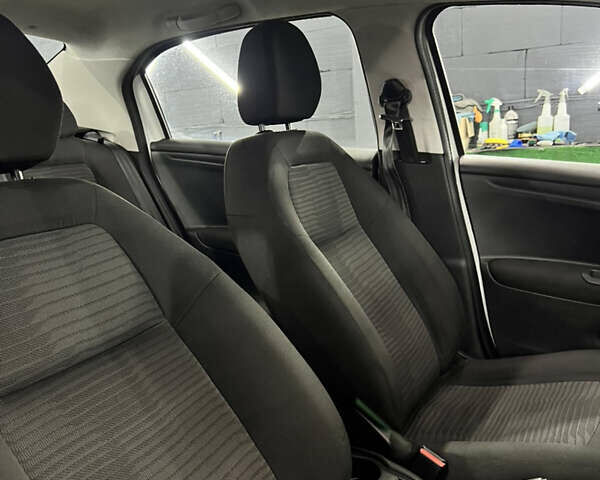 Белый Пежо 301, объемом двигателя 1.2 л и пробегом 174 тыс. км за 5700 $, фото 22 на Automoto.ua