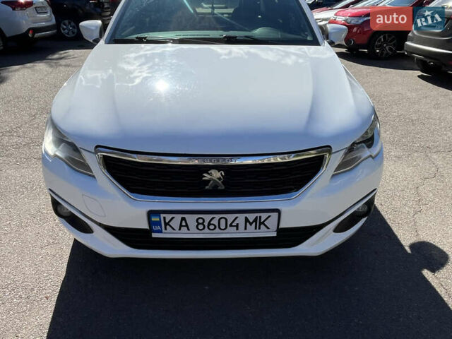 Білий Пежо 301, об'ємом двигуна 1.2 л та пробігом 150 тис. км за 6500 $, фото 1 на Automoto.ua