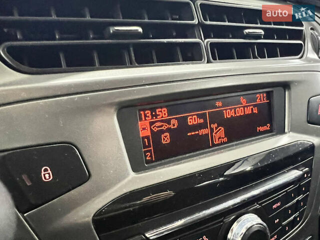 Белый Пежо 301, объемом двигателя 1.2 л и пробегом 173 тыс. км за 5700 $, фото 25 на Automoto.ua