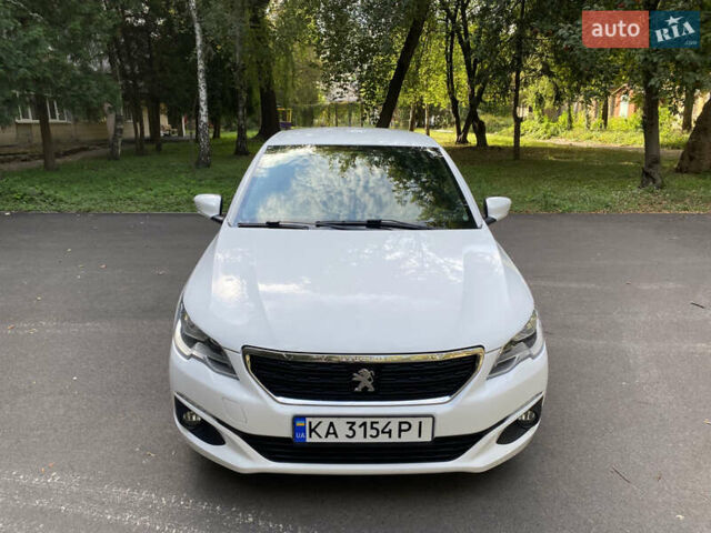 Білий Пежо 301, об'ємом двигуна 1.59 л та пробігом 62 тис. км за 8900 $, фото 7 на Automoto.ua