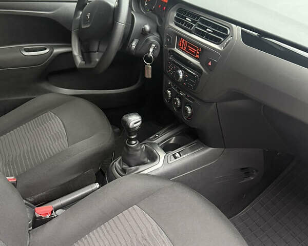 Белый Пежо 301, объемом двигателя 1.5 л и пробегом 175 тыс. км за 8900 $, фото 41 на Automoto.ua