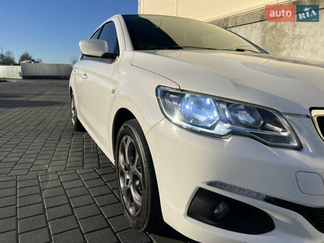 Белый Пежо 301, объемом двигателя 1.59 л и пробегом 109 тыс. км за 10000 $, фото 11 на Automoto.ua