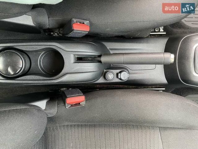 Пежо 301 2019 в Киеве на Automoto.ua Белый Пежо 301, объемом двигателя 1.59 л и пробегом 62 тыс. км за 9000 $, фото 29 на Automoto.ua