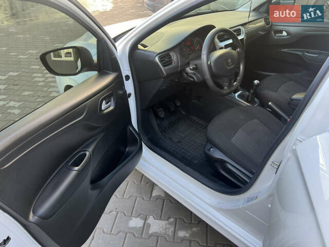 Белый Пежо 301, объемом двигателя 1.59 л и пробегом 109 тыс. км за 10000 $, фото 25 на Automoto.ua