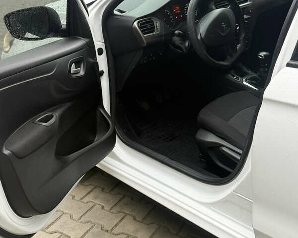 Белый Пежо 301, объемом двигателя 1.5 л и пробегом 175 тыс. км за 8900 $, фото 38 на Automoto.ua