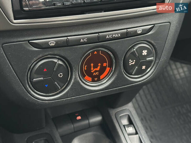 Белый Пежо 301, объемом двигателя 1.2 л и пробегом 223 тыс. км за 5900 $, фото 13 на Automoto.ua