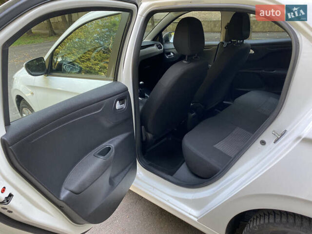 Білий Пежо 301, об'ємом двигуна 1.59 л та пробігом 62 тис. км за 8900 $, фото 21 на Automoto.ua