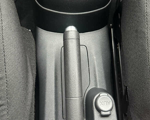 Белый Пежо 301, объемом двигателя 1.5 л и пробегом 175 тыс. км за 8900 $, фото 30 на Automoto.ua