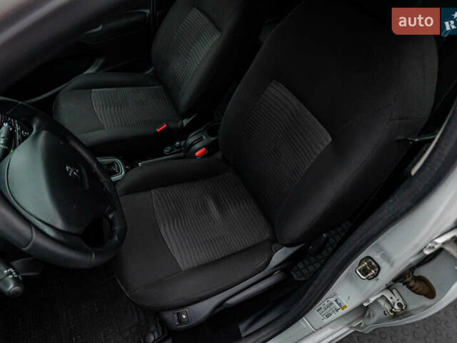 Белый Пежо 301, объемом двигателя 1.2 л и пробегом 84 тыс. км за 8433 $, фото 6 на Automoto.ua