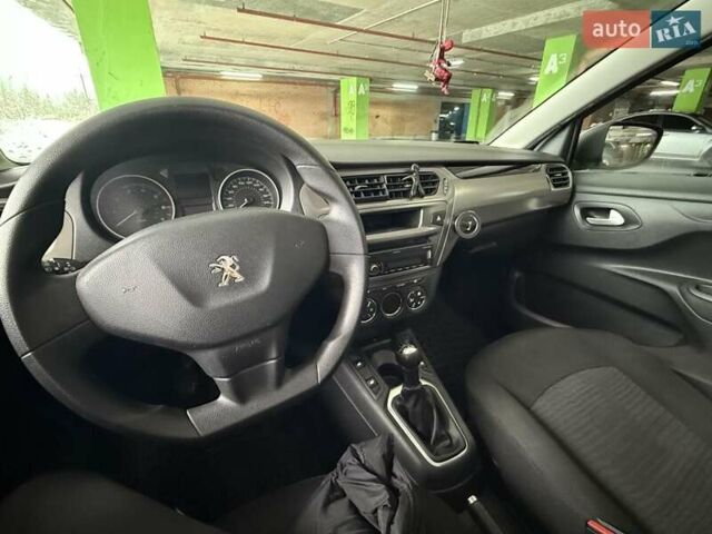 Білий Пежо 301, об'ємом двигуна 1.2 л та пробігом 140 тис. км за 6500 $, фото 25 на Automoto.ua