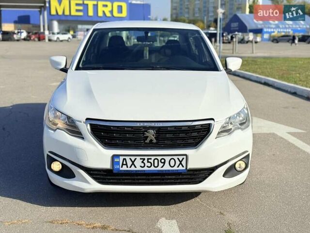 Пежо 301 2019 в Харькове на Automoto.ua Белый Пежо 301, объемом двигателя 1.2 л и пробегом 268 тыс. км за 5500 $, фото 2 на Automoto.ua