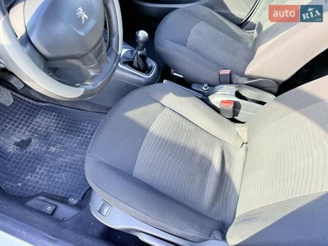 Пежо 301 2019 в Харькове на Automoto.ua Белый Пежо 301, объемом двигателя 1.2 л и пробегом 268 тыс. км за 5500 $, фото 20 на Automoto.ua