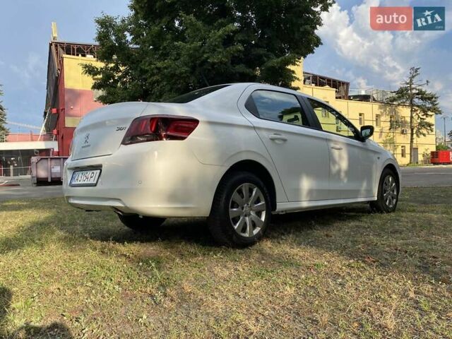 Пежо 301 2019 в Киеве на Automoto.ua Белый Пежо 301, объемом двигателя 1.59 л и пробегом 62 тыс. км за 9000 $, фото 6 на Automoto.ua