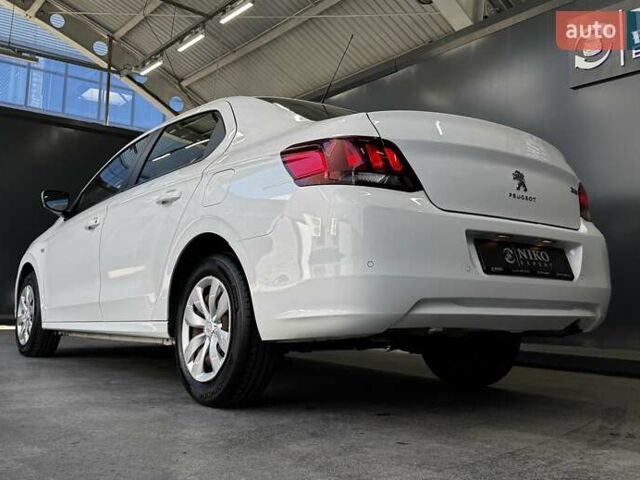 Пежо 301 2020 в Киеве на Automoto.ua Белый Пежо 301, объемом двигателя 1.6 л и пробегом 189 тыс. км за 7900 $, фото 11 на Automoto.ua