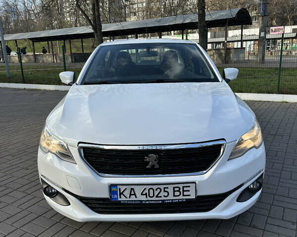 Белый Пежо 301, объемом двигателя 1.59 л и пробегом 122 тыс. км за 6990 $, фото 6 на Automoto.ua