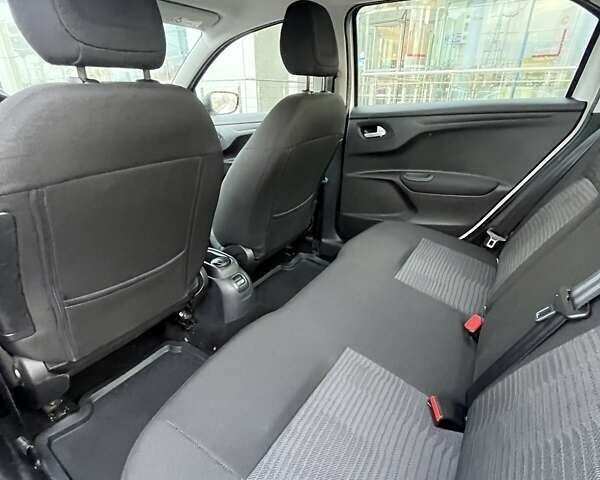 Пежо 301 2020 в Киеве на Automoto.ua Белый Пежо 301, объемом двигателя 1.56 л и пробегом 238 тыс. км за 8315 $, фото 8 на Automoto.ua