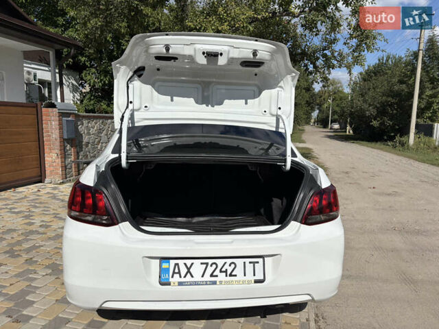 Белый Пежо 301, объемом двигателя 1.2 л и пробегом 101 тыс. км за 8000 $, фото 18 на Automoto.ua