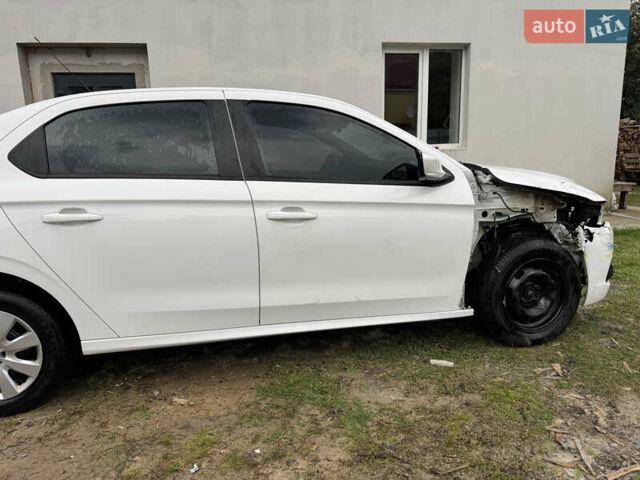 Белый Пежо 301, объемом двигателя 1.2 л и пробегом 97 тыс. км за 4300 $, фото 3 на Automoto.ua