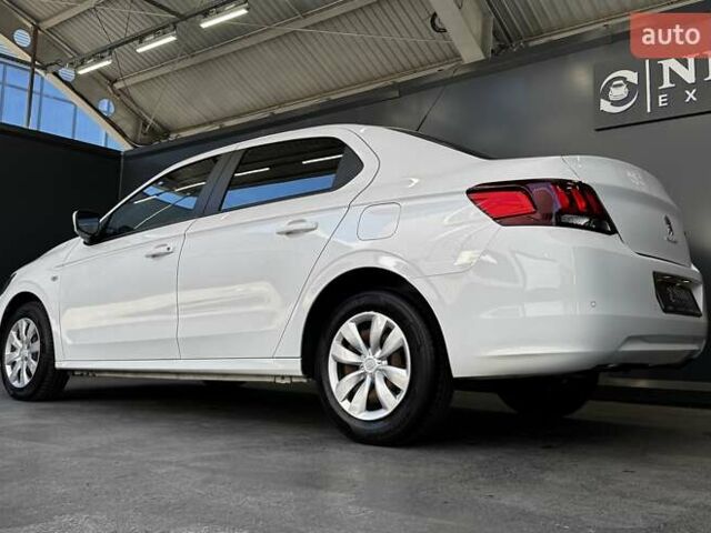 Пежо 301 2020 в Киеве на Automoto.ua Белый Пежо 301, объемом двигателя 1.6 л и пробегом 189 тыс. км за 7900 $, фото 9 на Automoto.ua