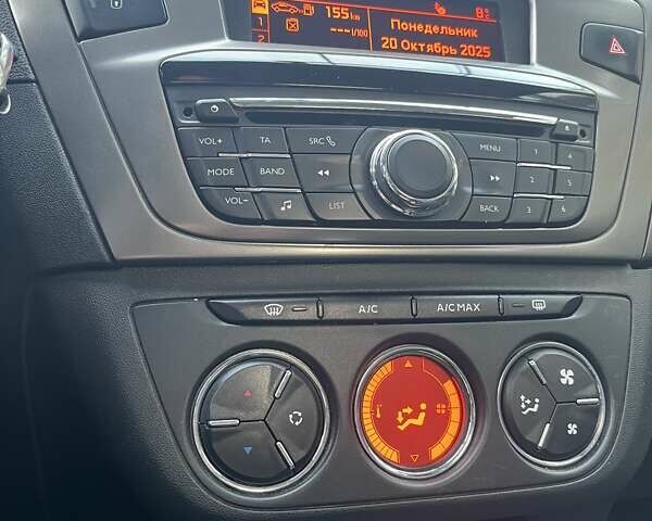 Пежо 301 2020 в Киеве на Automoto.ua Белый Пежо 301, объемом двигателя 1.56 л и пробегом 238 тыс. км за 8315 $, фото 18 на Automoto.ua