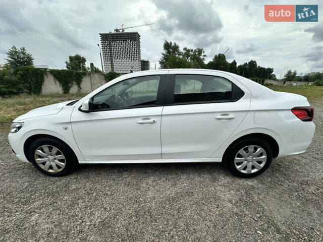 Белый Пежо 301, объемом двигателя 1.56 л и пробегом 157 тыс. км за 8700 $, фото 1 на Automoto.ua