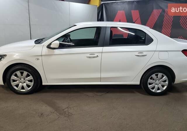 Белый Пежо 301, объемом двигателя 1.56 л и пробегом 67 тыс. км за 9600 $, фото 2 на Automoto.ua