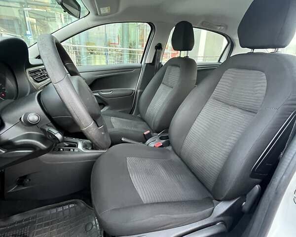 Пежо 301 2020 в Киеве на Automoto.ua Белый Пежо 301, объемом двигателя 1.56 л и пробегом 238 тыс. км за 8315 $, фото 16 на Automoto.ua