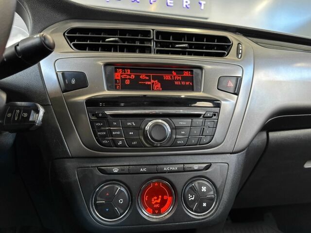 Белый Пежо 301, объемом двигателя 1.6 л и пробегом 234 тыс. км за 7600 $, фото 14 на Automoto.ua