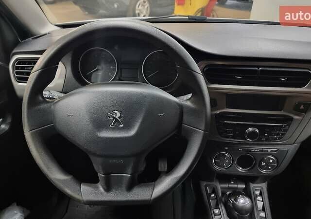 Пежо 301 2020 в Киеве на Automoto.ua Белый Пежо 301, объемом двигателя 1.59 л и пробегом 148 тыс. км за 8600 $, фото 8 на Automoto.ua