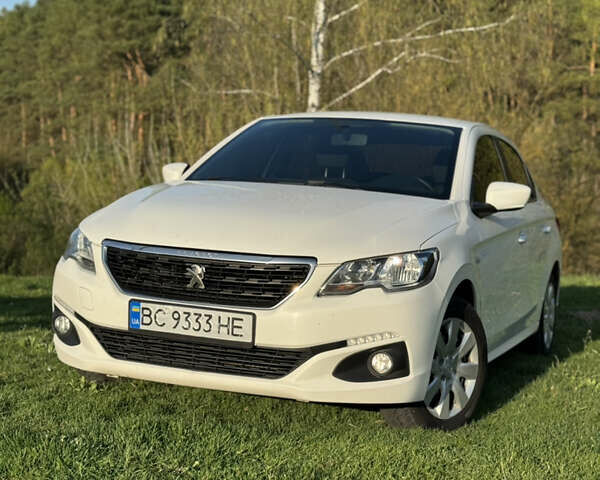 Белый Пежо 301, объемом двигателя 1.59 л и пробегом 150 тыс. км за 9200 $, фото 2 на Automoto.ua