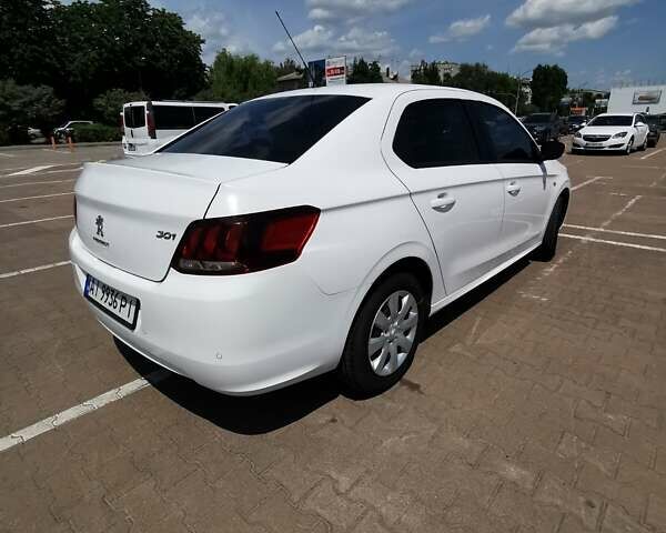 Белый Пежо 301, объемом двигателя 1.59 л и пробегом 67 тыс. км за 11600 $, фото 2 на Automoto.ua