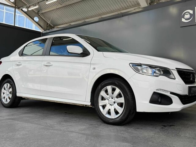 Белый Пежо 301, объемом двигателя 1.6 л и пробегом 234 тыс. км за 7600 $, фото 7 на Automoto.ua