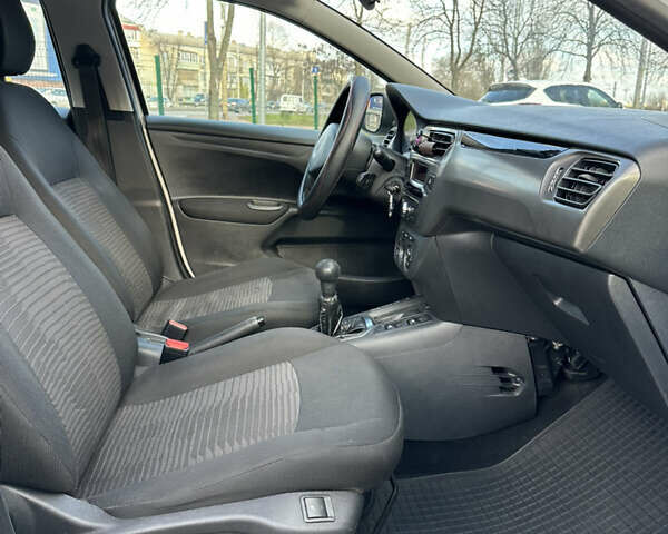 Белый Пежо 301, объемом двигателя 1.59 л и пробегом 122 тыс. км за 6990 $, фото 19 на Automoto.ua