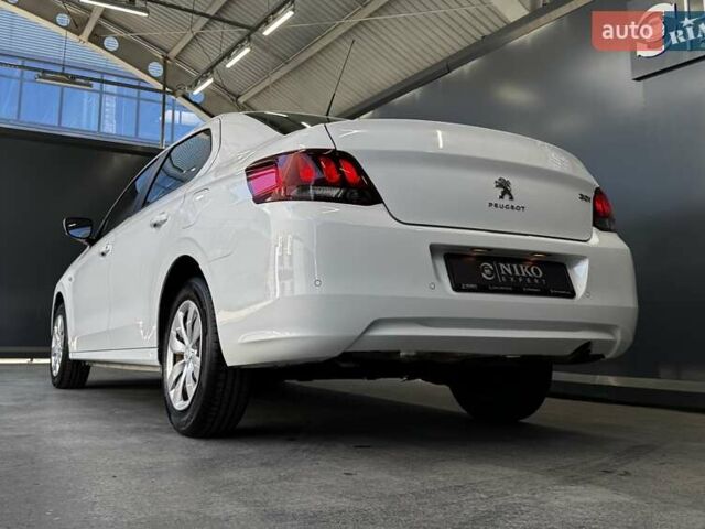 Пежо 301 2020 в Киеве на Automoto.ua Белый Пежо 301, объемом двигателя 1.6 л и пробегом 189 тыс. км за 7900 $, фото 13 на Automoto.ua