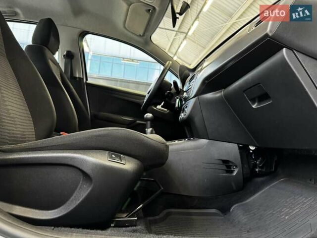 Пежо 301 2020 в Киеве на Automoto.ua Белый Пежо 301, объемом двигателя 1.6 л и пробегом 189 тыс. км за 7900 $, фото 35 на Automoto.ua