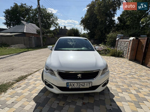 Белый Пежо 301, объемом двигателя 1.2 л и пробегом 101 тыс. км за 8000 $, фото 1 на Automoto.ua