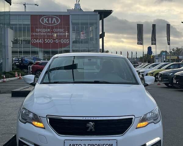 Пежо 301 2020 в Киеве на Automoto.ua Белый Пежо 301, объемом двигателя 1.56 л и пробегом 238 тыс. км за 8315 $, фото 2 на Automoto.ua