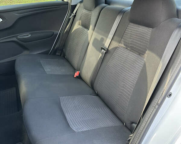 Белый Пежо 301, объемом двигателя 1.59 л и пробегом 122 тыс. км за 6500 $, фото 20 на Automoto.ua