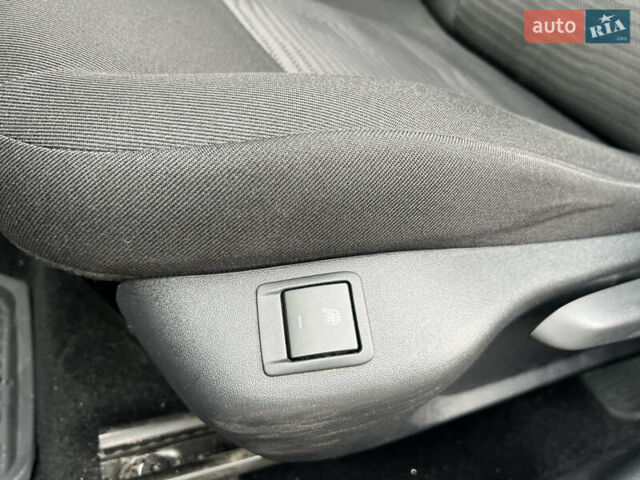 Пежо 301 2020 в Киеве на Automoto.ua Белый Пежо 301, объемом двигателя 1.56 л и пробегом 159 тыс. км за 9134 $, фото 10 на Automoto.ua