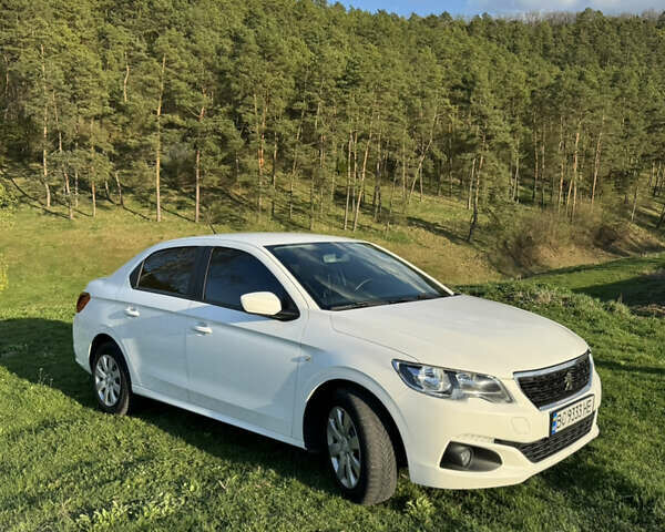 Белый Пежо 301, объемом двигателя 1.59 л и пробегом 150 тыс. км за 9200 $, фото 5 на Automoto.ua