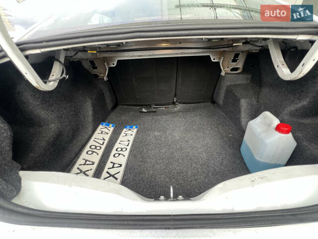 Пежо 301 2020 в Киеве на Automoto.ua Белый Пежо 301, объемом двигателя 1.56 л и пробегом 193 тыс. км за 8416 $, фото 14 на Automoto.ua