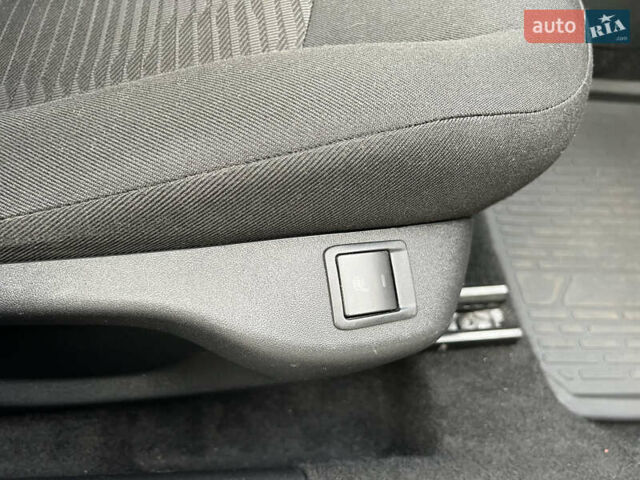 Пежо 301 2020 в Киеве на Automoto.ua Белый Пежо 301, объемом двигателя 1.56 л и пробегом 193 тыс. км за 8416 $, фото 17 на Automoto.ua