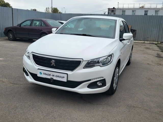 Пежо 301 2021 у Києві на Automoto.ua Білий Пежо 301, об'ємом двигуна 1.2 л та пробігом 56 тис. км за 8300 $, фото 6 на Automoto.ua