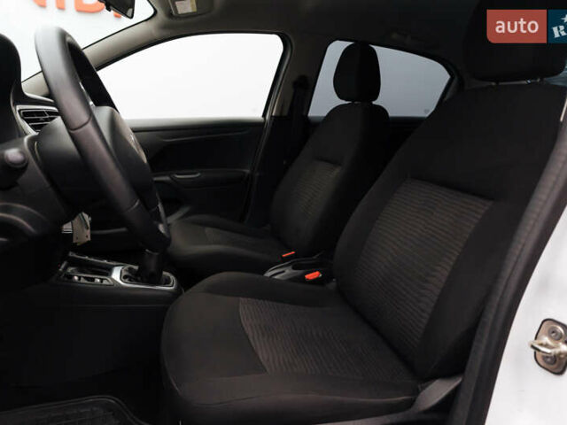 Белый Пежо 301, объемом двигателя 1.59 л и пробегом 76 тыс. км за 9683 $, фото 4 на Automoto.ua