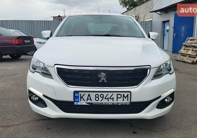 Пежо 301 2021 у Києві на Automoto.ua Білий Пежо 301, об'ємом двигуна 1.2 л та пробігом 56 тис. км за 8300 $, фото 25 на Automoto.ua