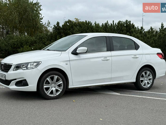 Пежо 301 2021 у Києві на Automoto.ua Білий Пежо 301, об'ємом двигуна 1.59 л та пробігом 71 тис. км за 11500 $, фото 7 на Automoto.ua