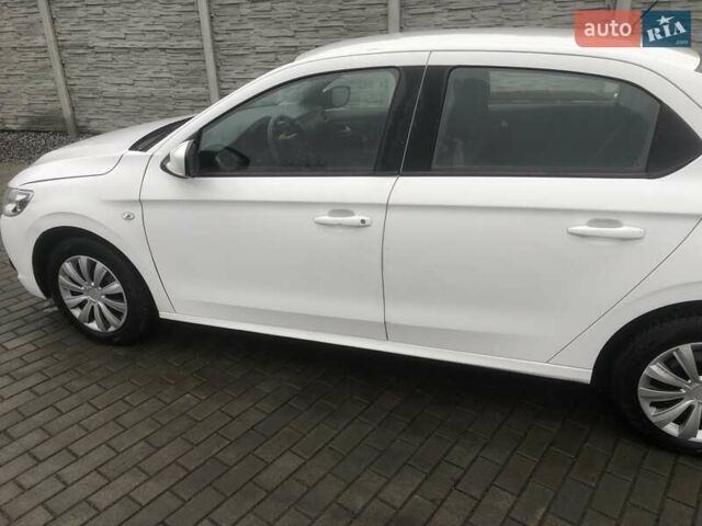 Белый Пежо 301, объемом двигателя 1.59 л и пробегом 120 тыс. км за 6200 $, фото 4 на Automoto.ua